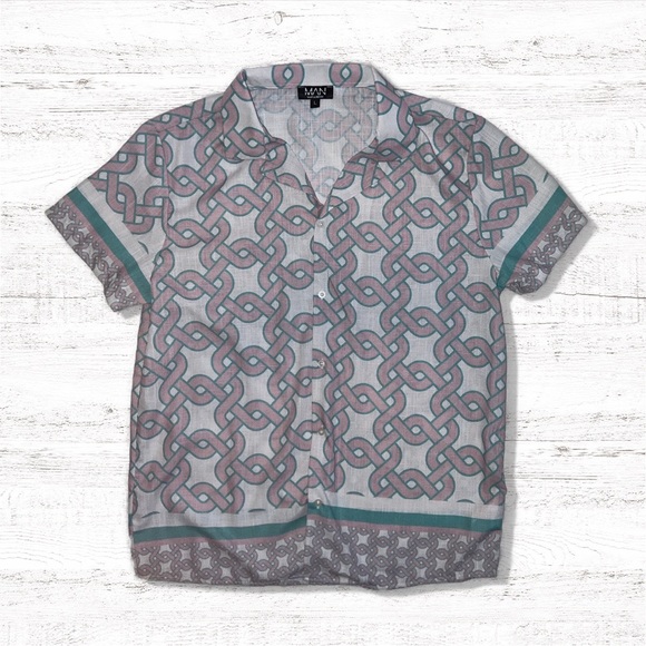 BooHoo Man Aztec Print Short Sleeve Button Down Shirt In Large - Picture 2 of 7